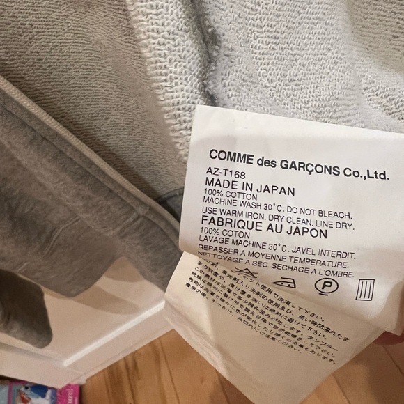 PLAY Classic hoodie - Picture 2 of 8